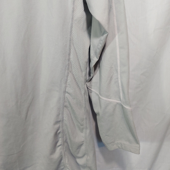 Alizée Long Sleeve 1/4 Zip Athletic Running Shirt, XL - Picture 8 of 8